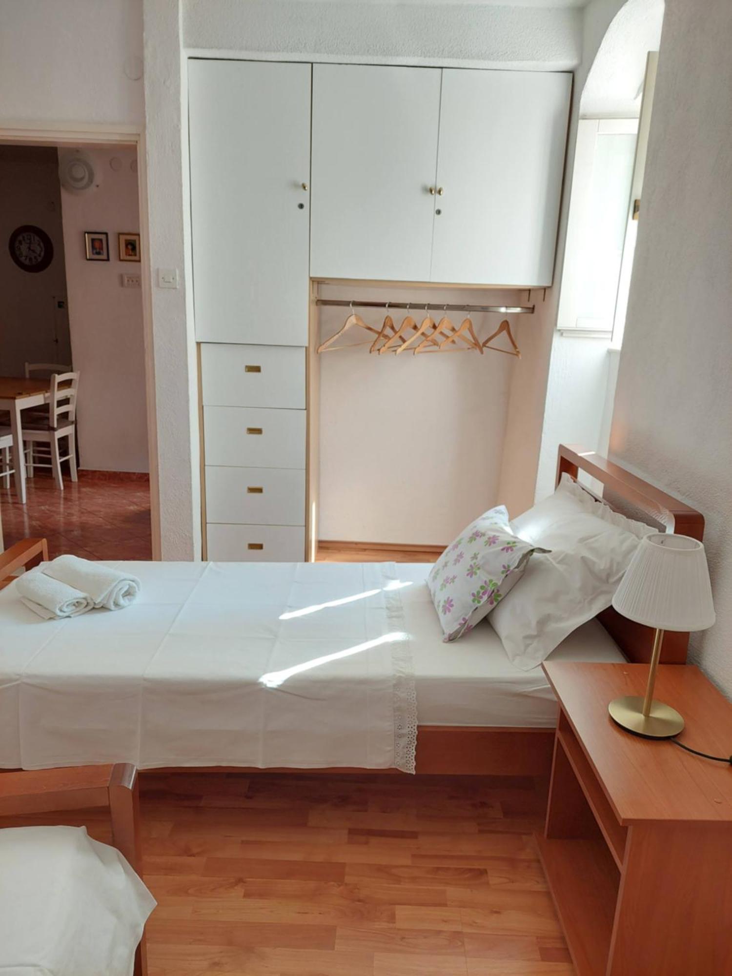 Apartment In Vis Historic Center - Mikula, Ljubica, Toma ภายนอก รูปภาพ