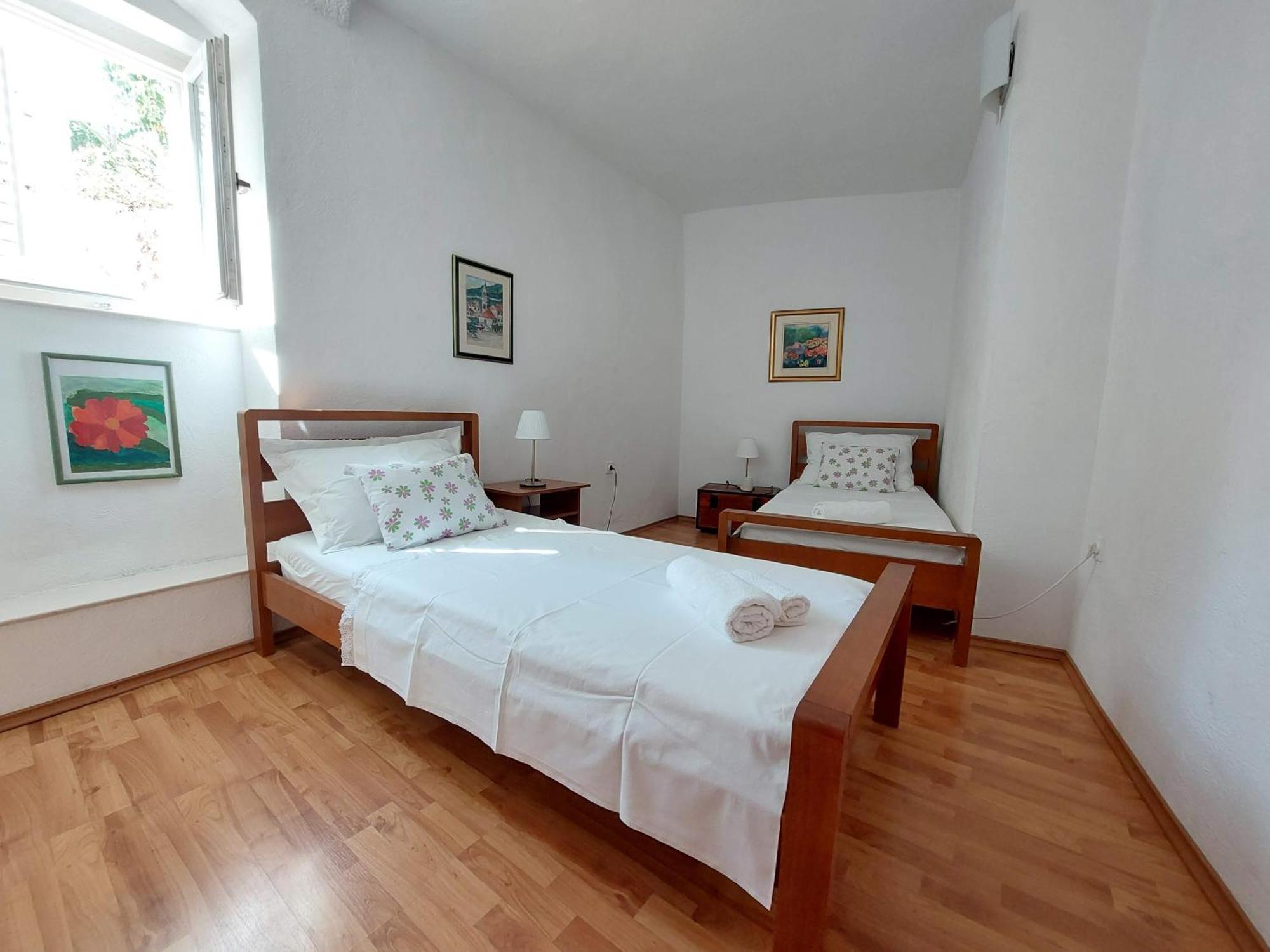 Apartment In Vis Historic Center - Mikula, Ljubica, Toma ภายนอก รูปภาพ